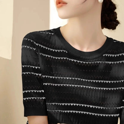 2025 New Summer Korean Version Minimalist Slim Fit Short Sleeved Round Neck Printed Contrasting Hollow Out Women's T-shirt Top