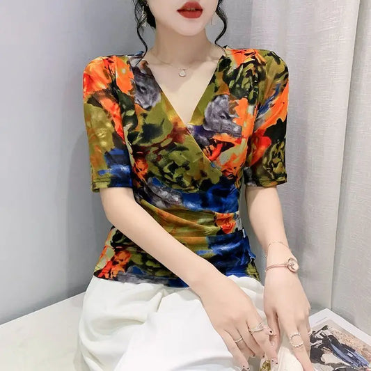 Fashion Printed V-neck Ice Silk Mid-sleeved T-shirt for Women's Summer New Fashionable Top Slim Sexy Base Shirt