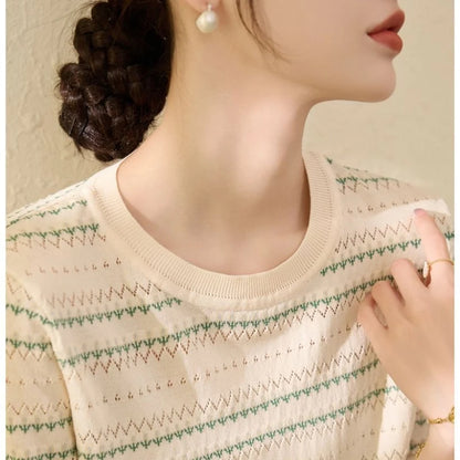 2025 New Summer Korean Version Minimalist Slim Fit Short Sleeved Round Neck Printed Contrasting Hollow Out Women's T-shirt Top